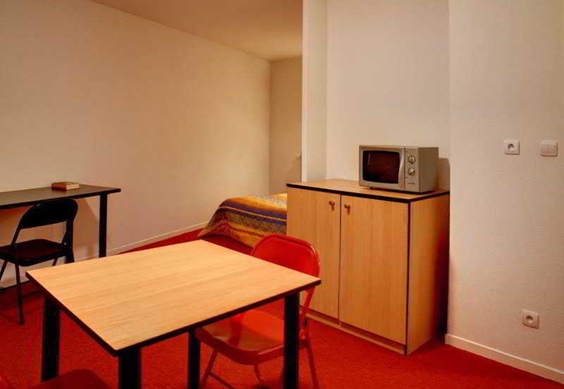 Kosy Appart'Hotels - La Maison Des Chercheurs Vandoeuvre-lès-Nancy Esterno foto